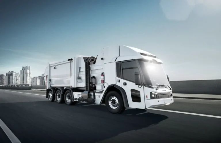 McNeilus Refuse Trucks SDFS